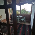 къщата на музиканта Leshten